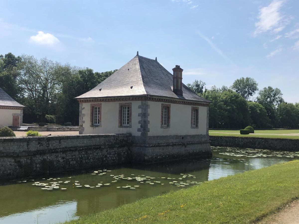 Chateau-Hotel De Bourron Exteriér fotografie